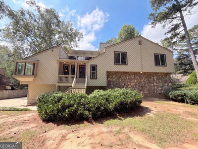 /international/us/3962-spalding-hollow-peachtree-corners-ga-110110321726/