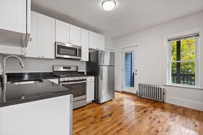 /international/us/39-bradley-st-somerville-ma-110109103011/