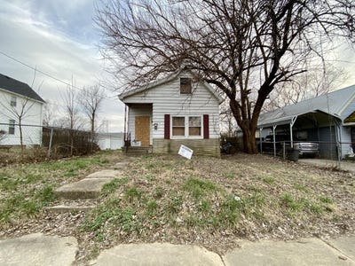 /international/us/1610-powell-street-henderson-ky-110085515998/