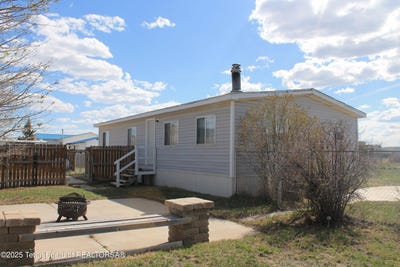 /international/us/7-n-schmid-drive-labarge-wy-110108693600/