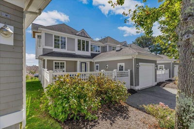 /international/us/66-sea-view-lane-mashpee-ma-110120532809/
