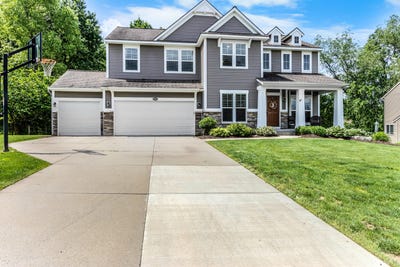 /international/us/2852-n-saddle-ridge-court-ne-rockford-mi-110108875003/