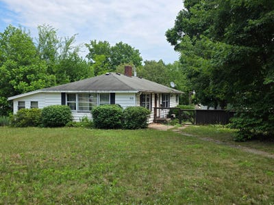 /international/us/512-green-street-dowagiac-mi-110100756489/