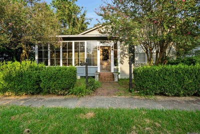 /international/us/729-royal-st-baton-rouge-la-110104236307/