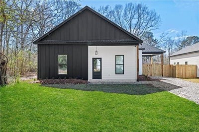 /international/us/82347-austin-street-folsom-la-110108547715/