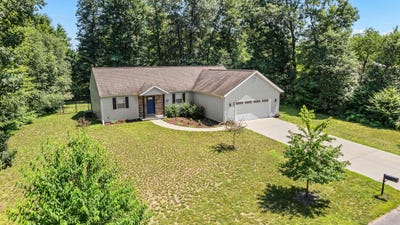 /international/us/1233-black-bear-trail-stevens-point-wi-110101292796/?lang=zh-tw