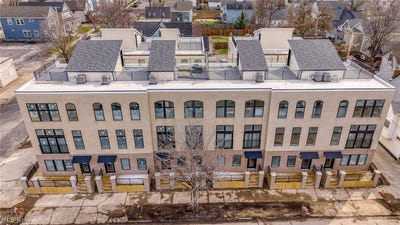 /international/us/1928-w-47th-street-cleveland-oh-110106962239/