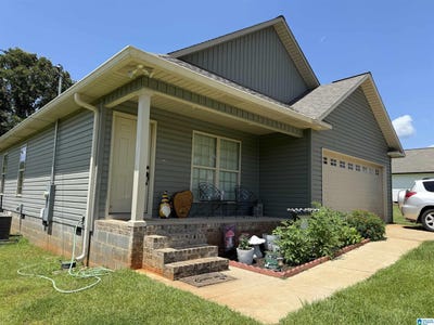 /international/us/276-hawk-pass-anniston-al-110100685752/