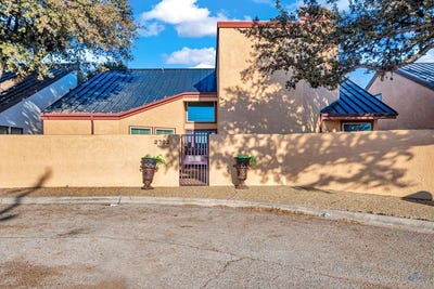 /international/us/2702-n-garfield-st-midland-tx-110105734444/