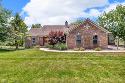/international/us/10174-n-county-road-471-e-pittsboro-in-110100516347/