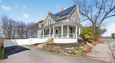 /international/us/92-ash-st-gardner-ma-110107476156/