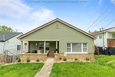 /international/us/2258-curtis-avenue-st-albans-wv-110099205070/