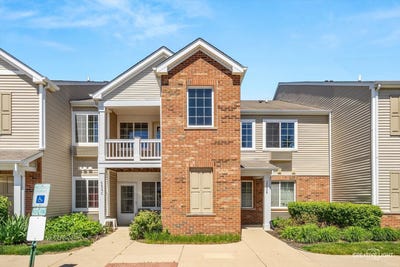 /international/us/222-bertram-drive-yorkville-il-110108190628/