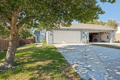/international/us/2205-heritage-circle-carrollton-tx-110120558759/