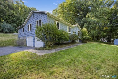 /international/us/246-turkey-roost-road-monroe-ct-110119956850/