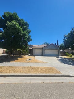 /international/us/1623-humbolt-street-lemoore-ca-110108735239/