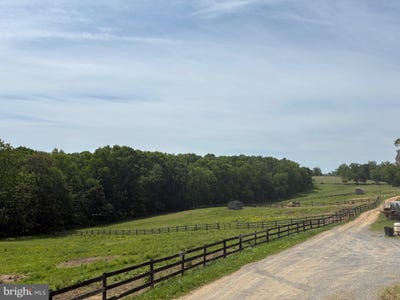 /international/us/150-n-hayfield-road-winchester-va-110108501410/