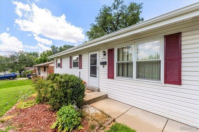 /international/us/3959-sims-avenue-st-ann-mo-110100396466/
