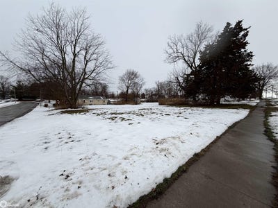 /international/us/701-reed-street-grinnell-ia-110104304672/