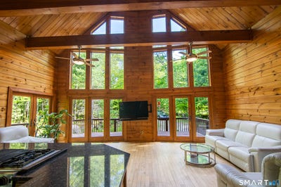 /international/us/334-ledge-road-killingly-ct-110108355039/