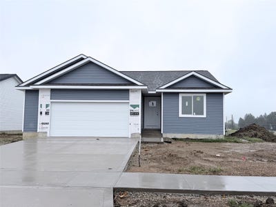 /international/us/3184-marigold-circle-pella-ia-110119658888/