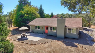 /international/us/5327-carleton-road-mariposa-ca-110110350245/