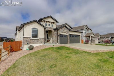 /international/us/10704-shavano-peak-court-peyton-co-110099179089/