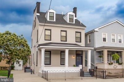 /international/us/327-wood-street-bristol-pa-110101392129/?lang=zh-tw