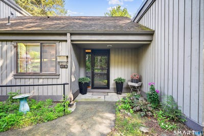 /international/us/401-heritage-village-southbury-ct-110109167692/