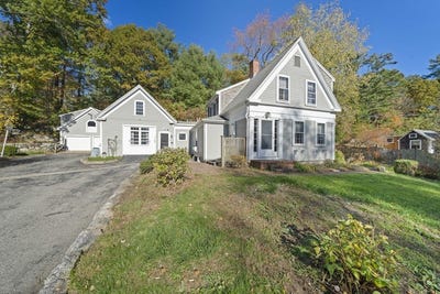 /international/us/26-church-st-norwell-ma-110106847651/