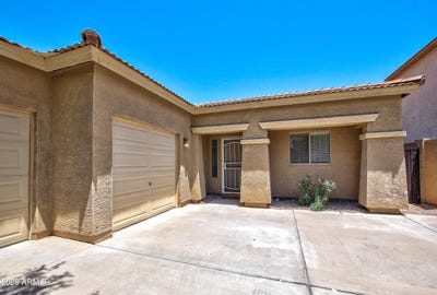 /international/us/2043-n-holguin-way-chandler-az-110108549747/