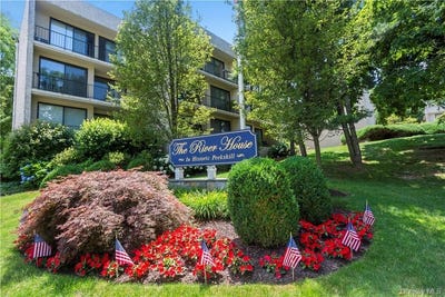 /international/us/150-overlook-avenue-peekskill-ny-110108751972/