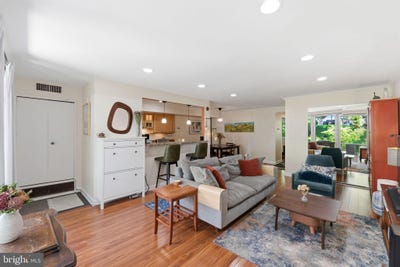 /international/us/7541-spring-lake-drive-bethesda-md-110108496682/