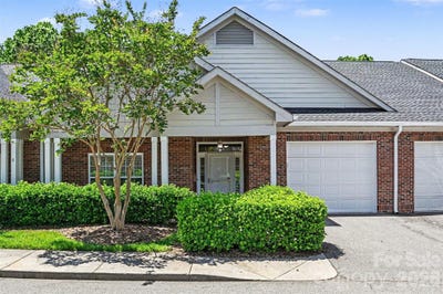 /international/us/908-davie-avenue-statesville-nc-110107923158/