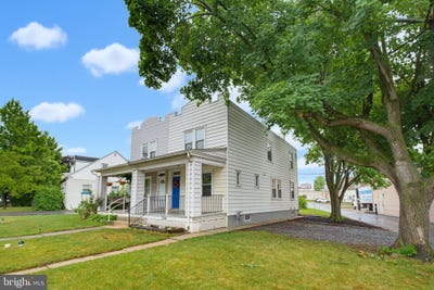 /international/us/1394-orchard-street-lancaster-pa-110109058489/