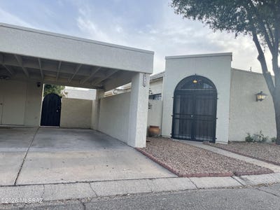 /international/us/716-n-hayden-drive-tucson-az-110108391351/