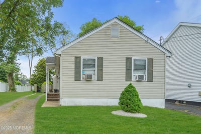 /international/us/28-lockwood-avenue-freehold-nj-110108537929/