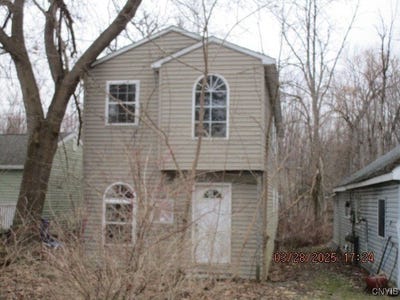 /international/us/6996-lakeshore-road-cicero-ny-110100049359/