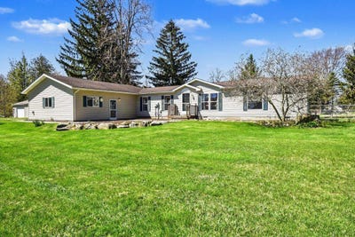 /international/us/9815-forest-drive-harbor-beach-mi-110107997228/