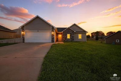 /international/us/114-prairie-meadows-st-george-ks-110101367872/?lang=zh-tw