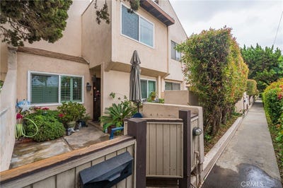 /international/us/16710-orange-ave-paramount-ca-110107833780/