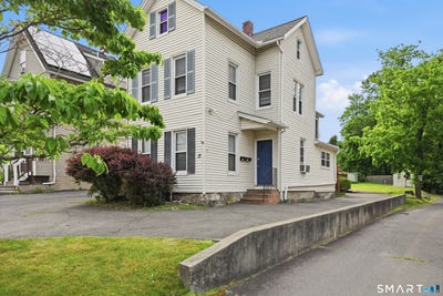 /international/us/17-lake-avenue-danbury-ct-110108806575/