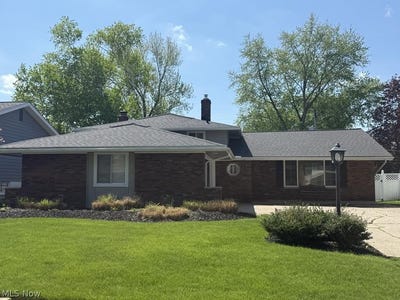 /international/us/21459-nottingham-drive-fairview-park-oh-110107841353/