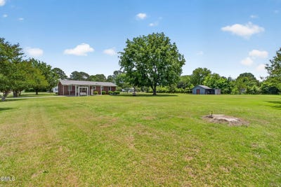 /international/us/326-wheat-street-kinston-nc-110108058663/