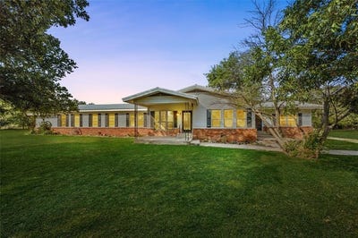 /international/us/12145-tree-lake-drive-waco-tx-110102408350/
