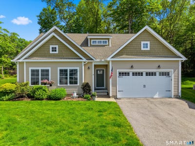 /international/us/14-essex-glen-drive-essex-ct-110108410990/