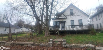 /international/us/505-s-marshall-street-burlington-ia-110107281426/