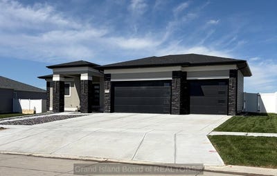 /international/us/3109-lakeview-ave-hastings-ne-110108468361/