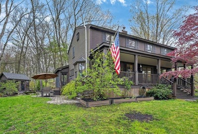 /international/us/10-davis-rd-tyngsborough-ma-110107799177/
