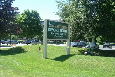 /international/us/48-cooper-memorial-drive-lincoln-nh-110107208605/